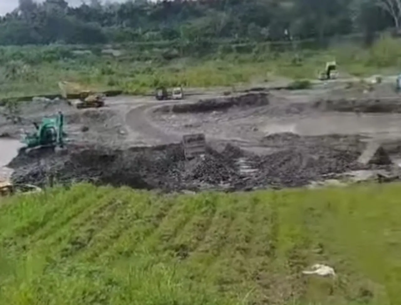 Tambang Pasir di Gunung Gedang Masih Beroperasi Diduga Tanpa Izin