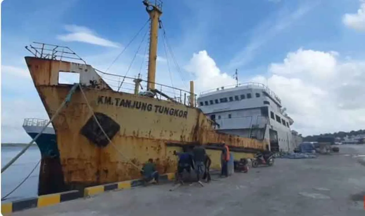 Saifuddin Rifai Didakwa Melakukan Penutuhan Kapal Tanjung Tungkor Ilegal