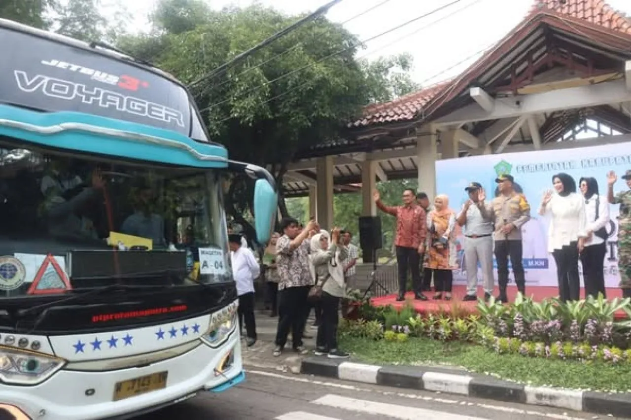 Pemkab Sidoarjo Berangkatkan Mudik Gratis, 28 Bus Angkut 1400 Pemudik
