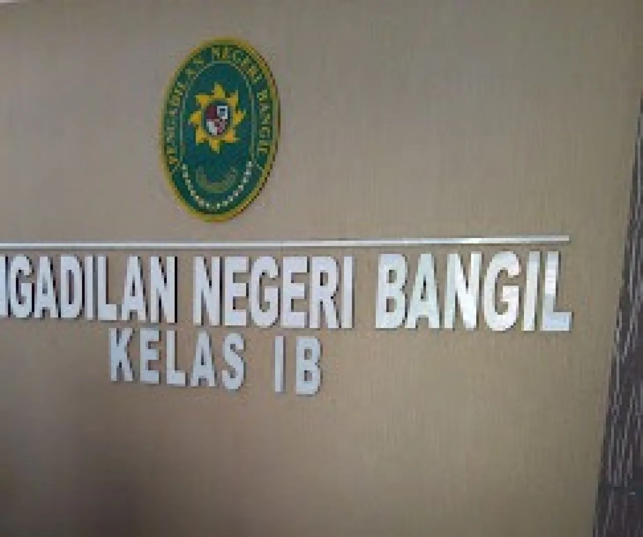 Jual Belikan BBM Bersubsidi Ilegal, Rudi Diseret ke Pengadilan Negeri Bangil