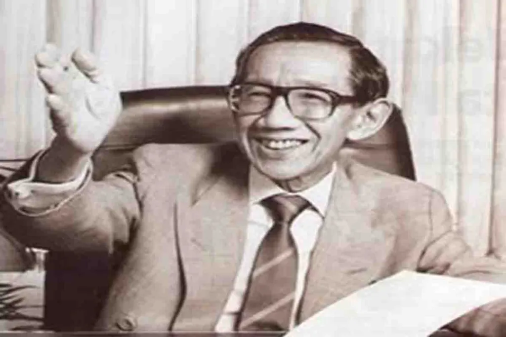 Kisah Hebat Soemitro Djojohadikoesoemo
