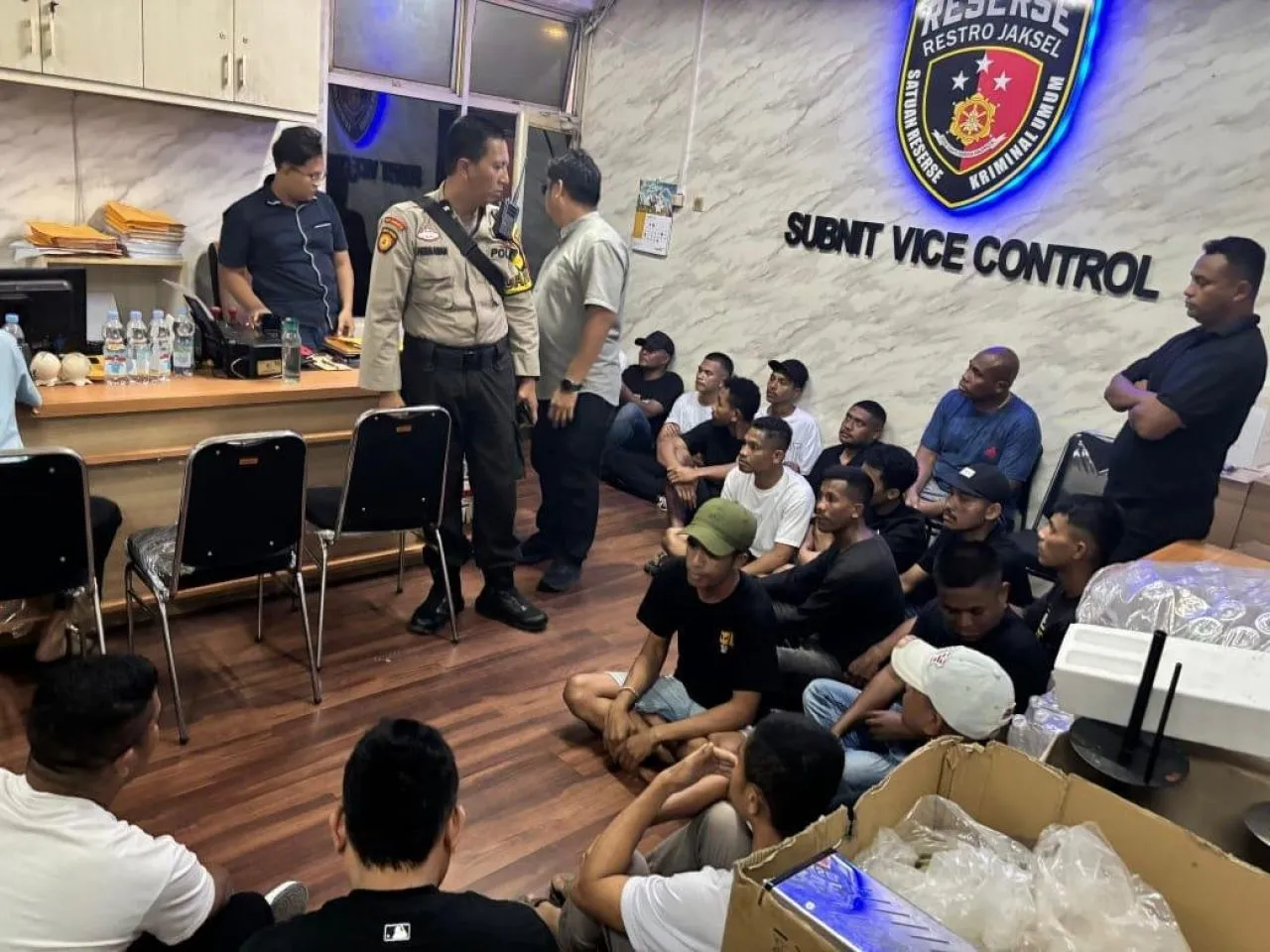 Tampang 19 Perusuh di Kemang Jakarta