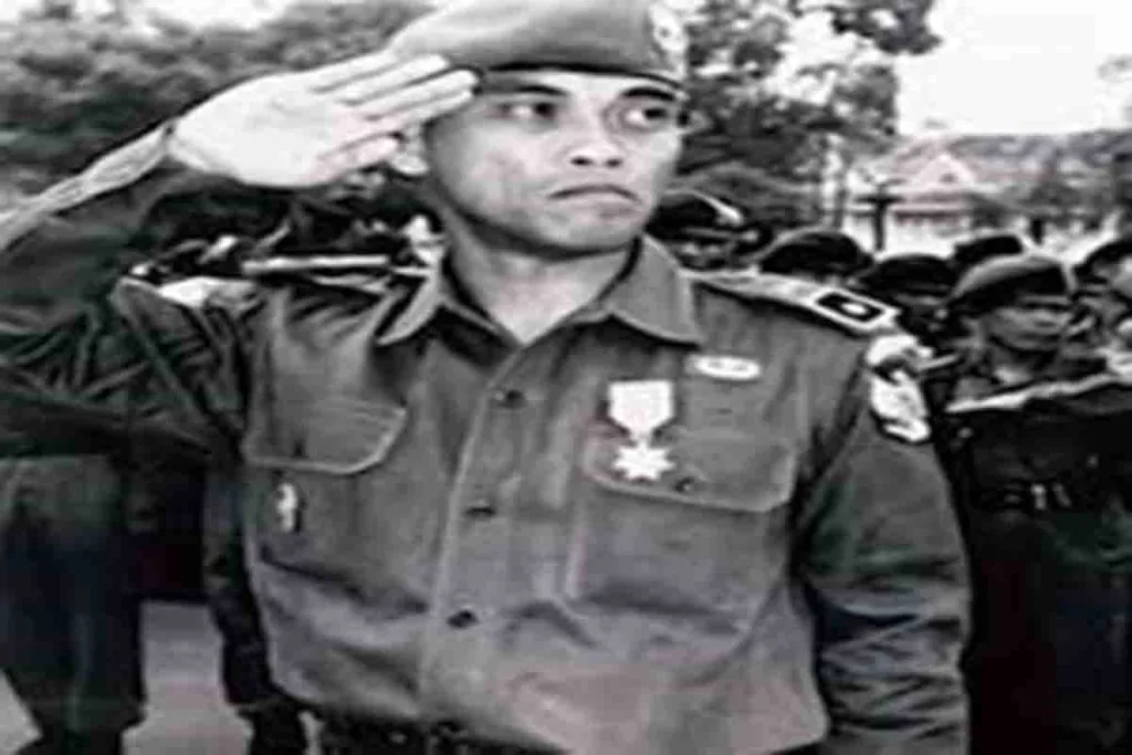 Penyebab Keretakan Hubungan Soeharto Dan Benny Moerdani
