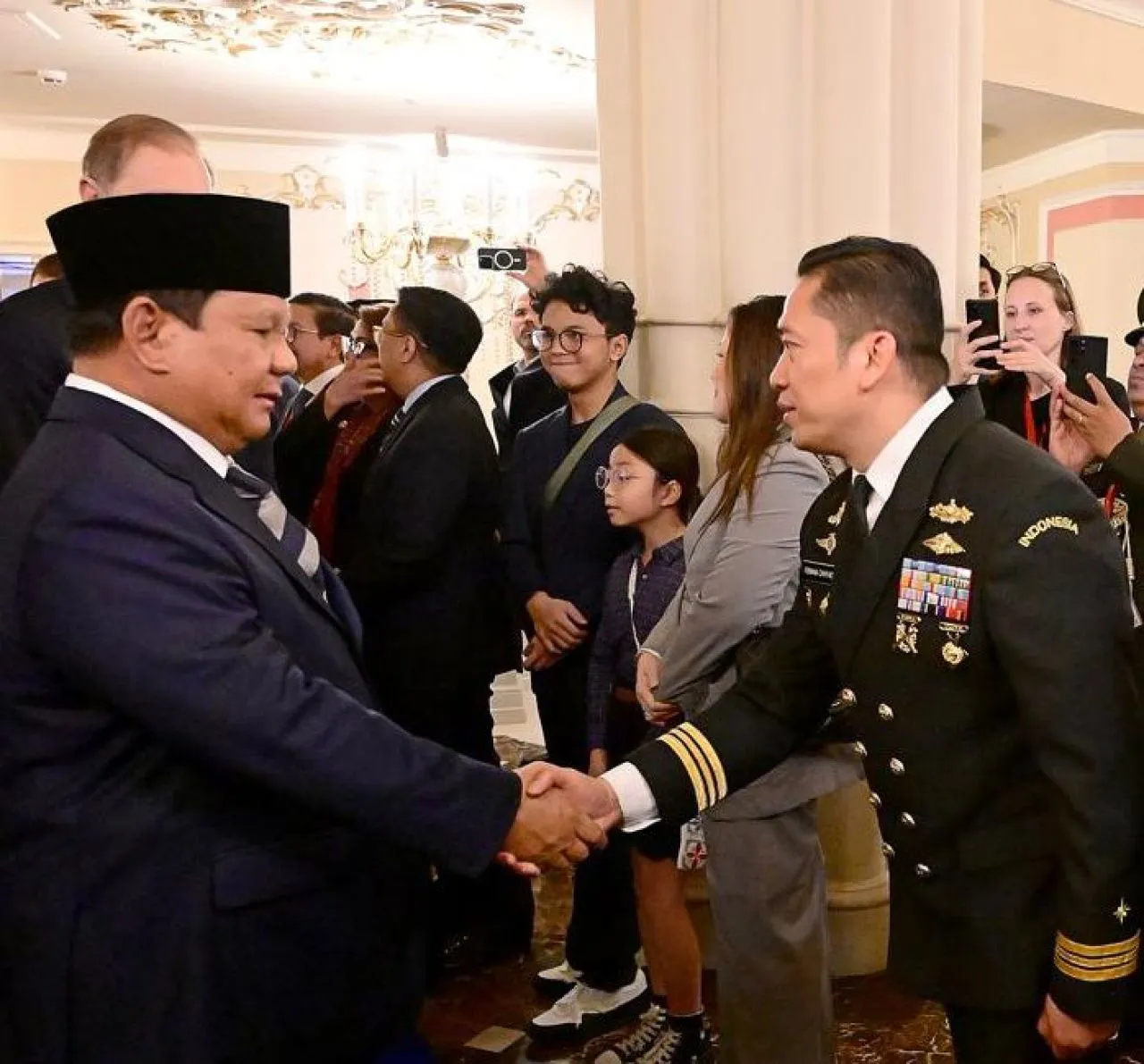 Mayor Firman Cahyadi Lulusan Terbaik di Akademi Angkatan Laut Rusia