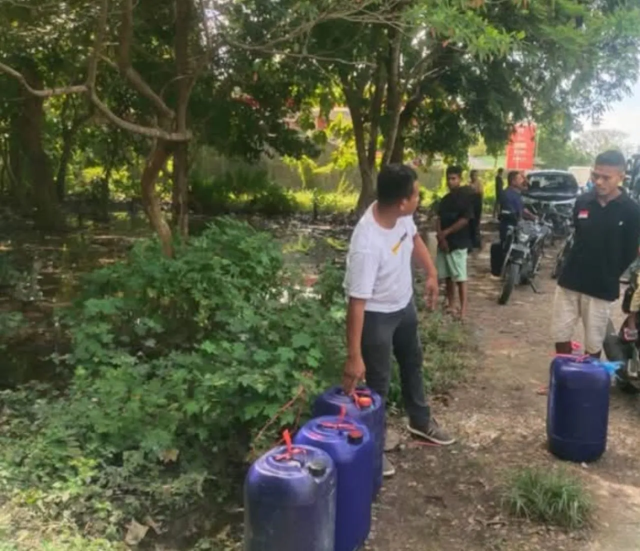 Polres Malaka Tangkap Pelaku Penyalahgunaan BBM Subsidi di SPBU