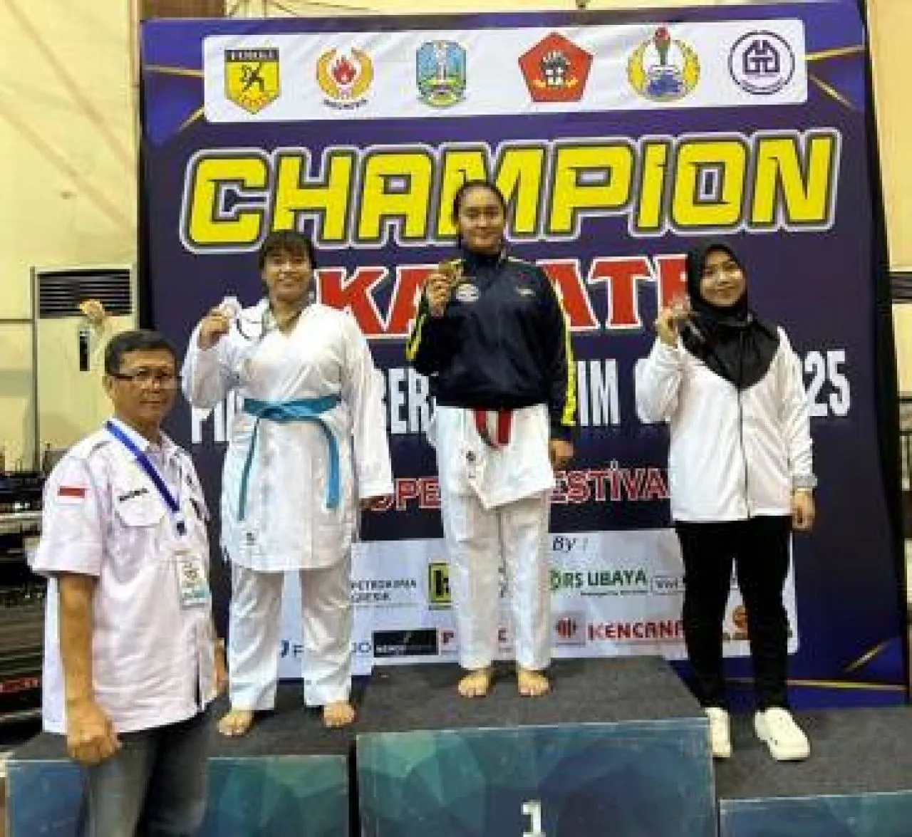 Puspenerbal Sabet 10 Medali di Kejuaraan Karate Piala Gubernur Jatim Cup 2025