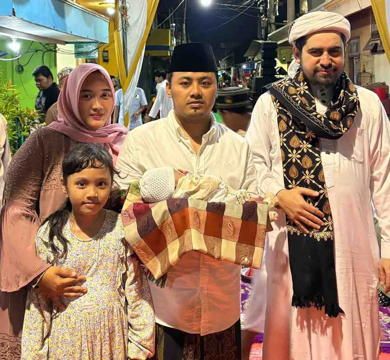Ayub, Warga Krembangan Bhakti Surabaya Gelar Aqiqah, Dihadiri Habib Musthofa Jamal Al Aydrus