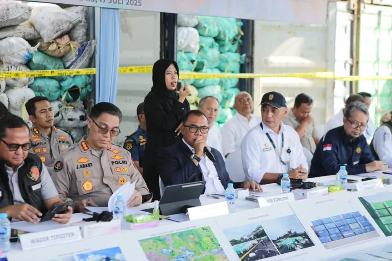 Bareskrim Polri Bongkar Tambang Batu Bara Ilegal yang Diselundupkan ke Surabaya