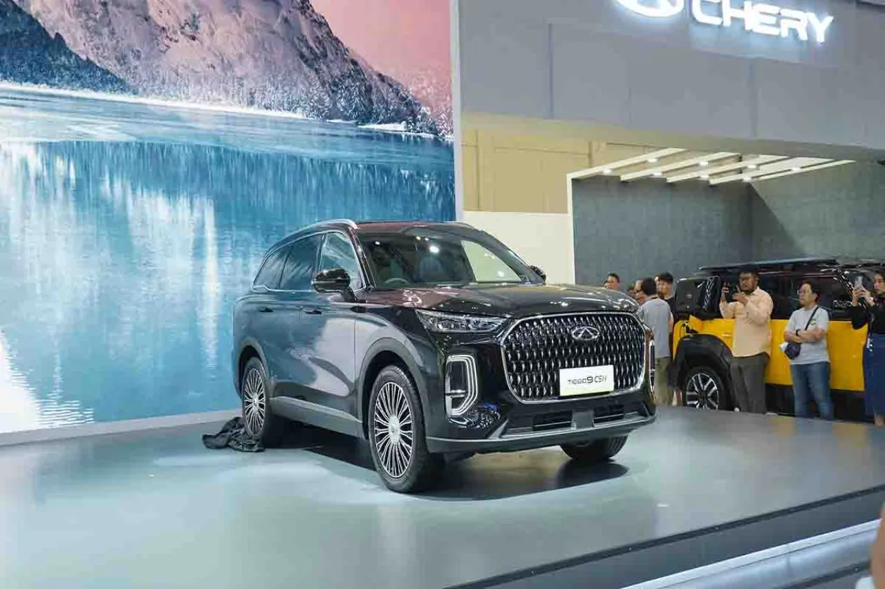 Chery TIGGO 9 CSH AWD Curi Perhatian di GIIAS 2025