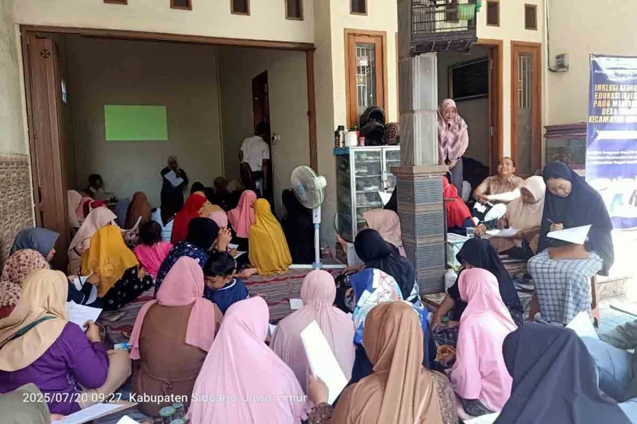 Dosen Unesa Gelar Pelatihan Pengelolaan Keuangan di Desa Bangah
