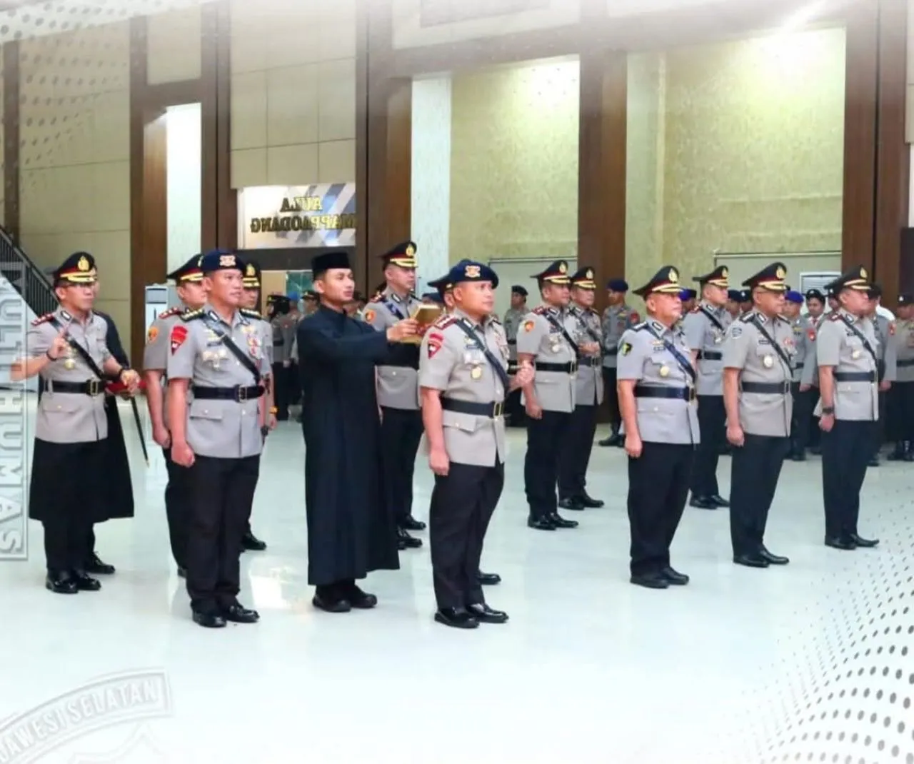 Daftar Pejabat Utama Polda Sulawesi Selatan yang Serah Terima Jabatan