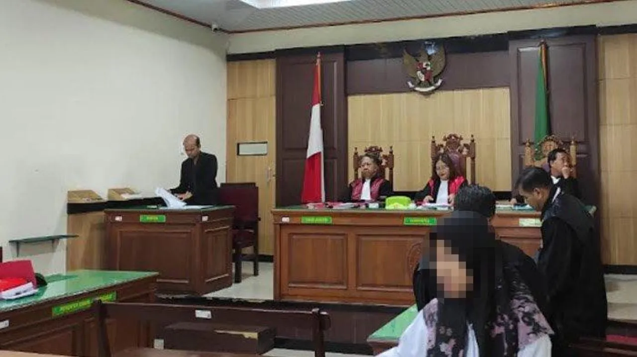 Karyawati PT Sumber Anugerah Utama Dituntut 4 Tahun 10 Bulan Penjara