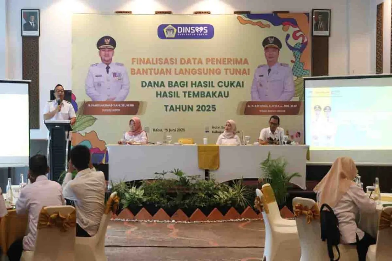 Pemkab Gresik Menyalurkan BLT dari Dana Bagi Hasil Cukai Hasil Tembakau