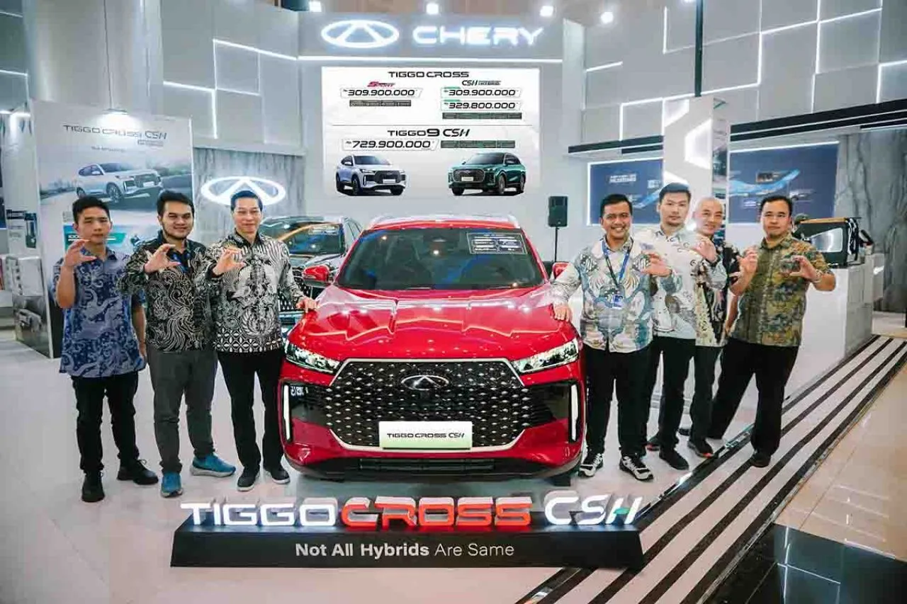 Chery Tampil All Out di GIIAS Surabaya 2025
