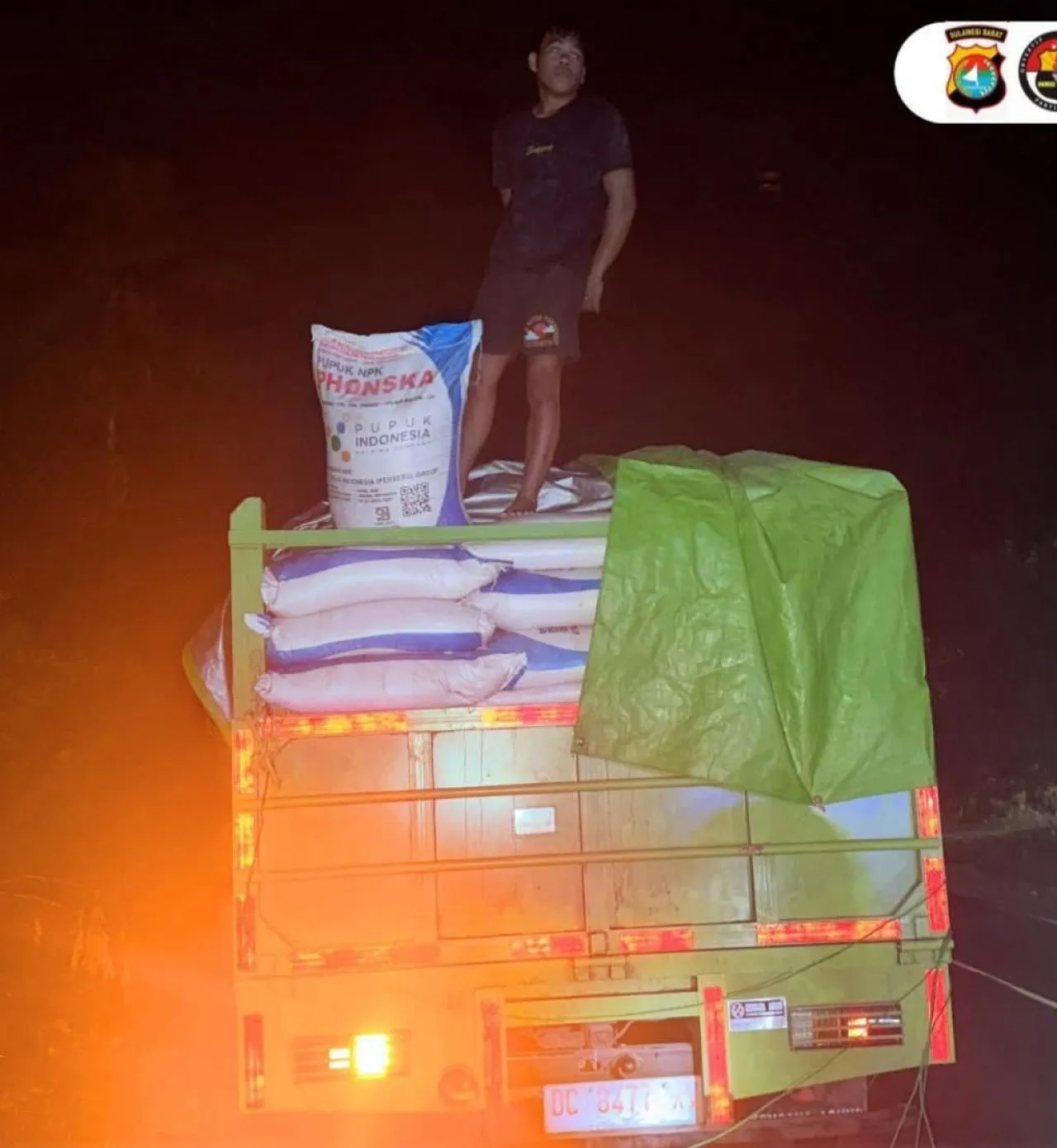 PJR Ditlantas Polda Sulawesi Barat Gagalkan Penyelundupan Pupuk Subsidi