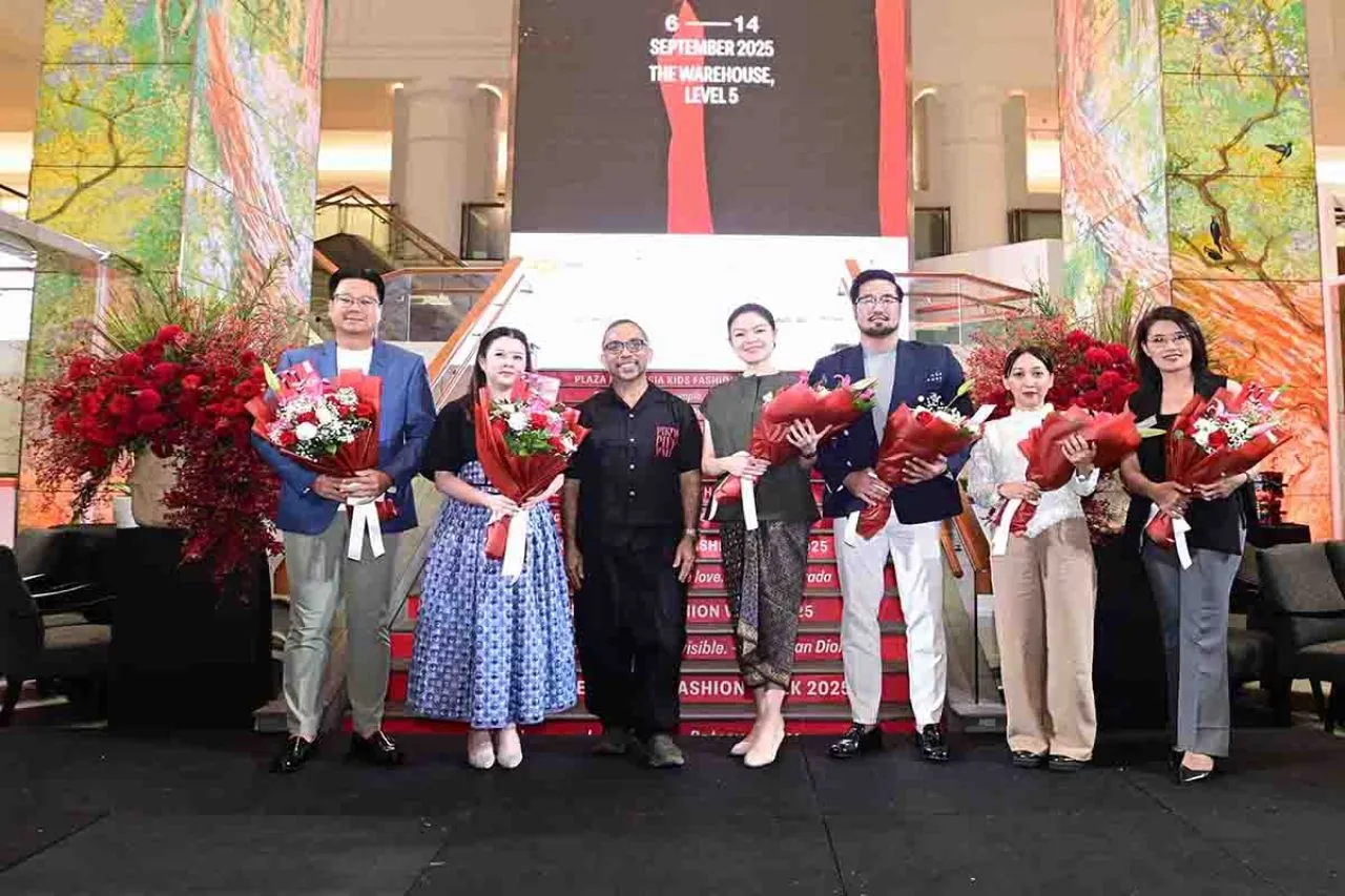 Plaza Indonesia Fashion Week 2025 Menyatukan Tiga Kategori Fashion