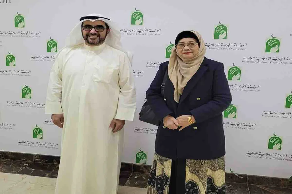 Elly Warti Maliki, Pakar Fikih Asal Solok Dirikan Sekolah di Arab Saudi