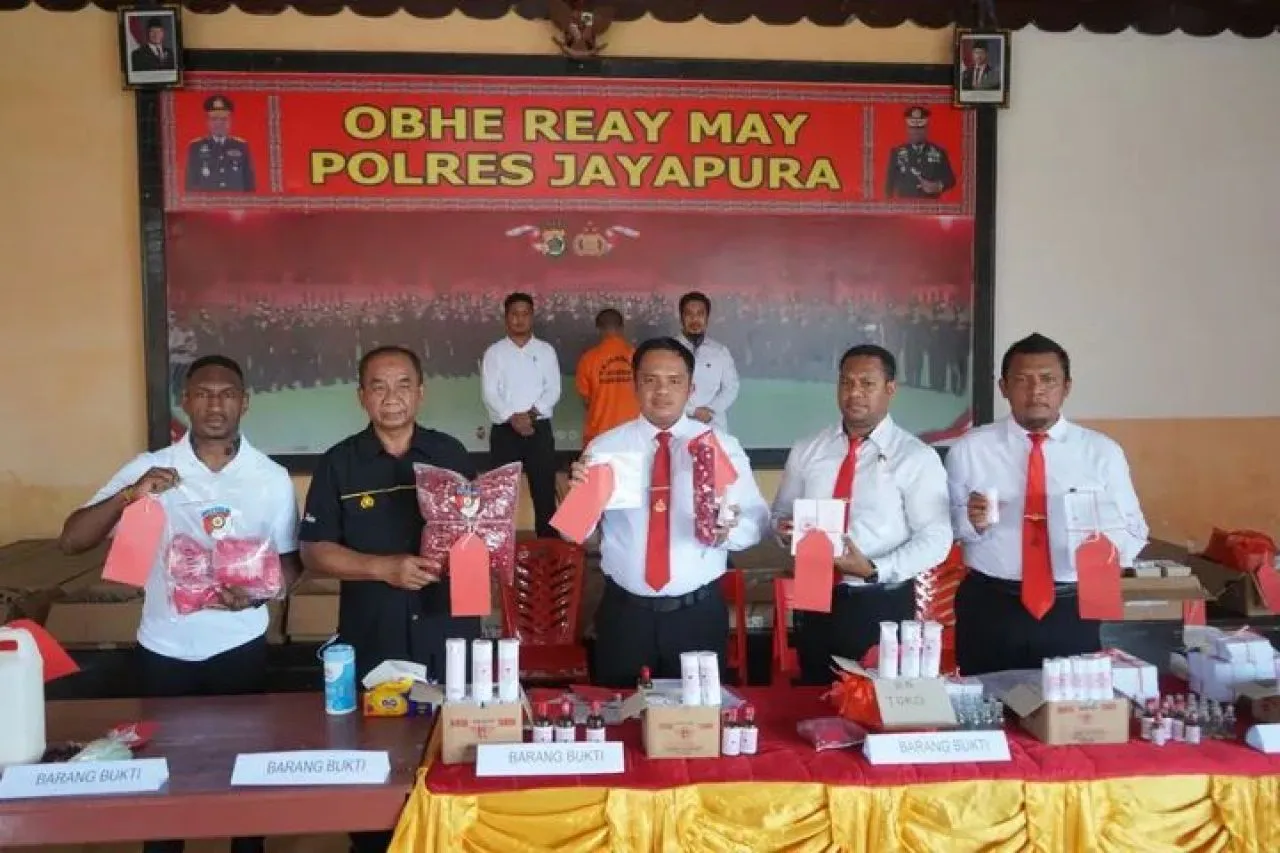 Pemalsuan Minyak Tawon Diungkap Polres Jayapura