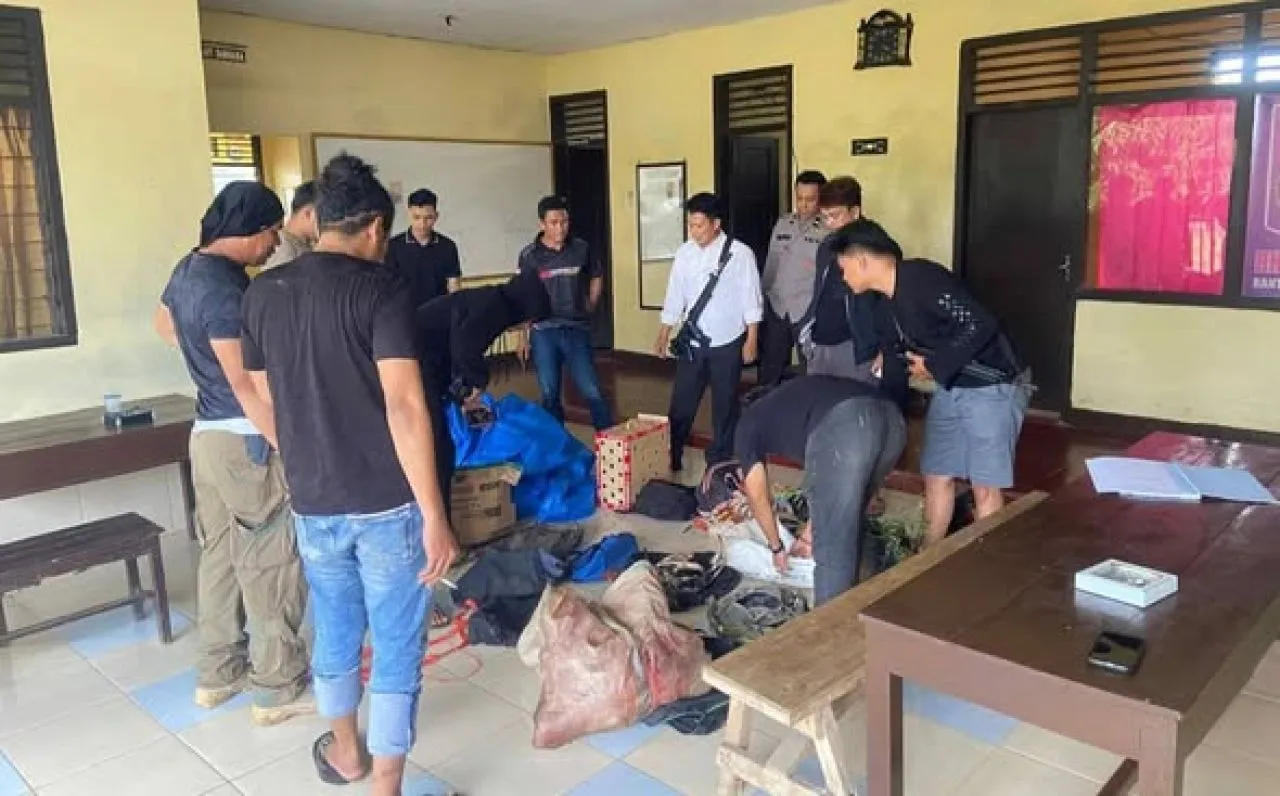 Polsek Sinjai Selatan Gerebek Judi Sabung Ayam di Desa Palangka