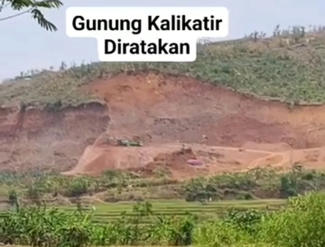 Warga Minta Bantuan Dedi Mulyadi untuk Tutup Tambang di Desa Kalikatir