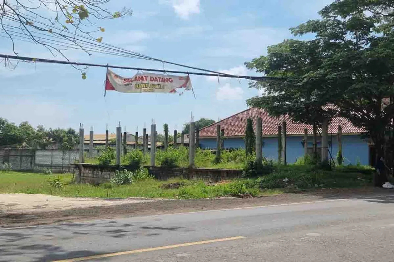 Bangunan Mangkrak di Desa Wadeng Harus Diaudit Inspektorat Gresik