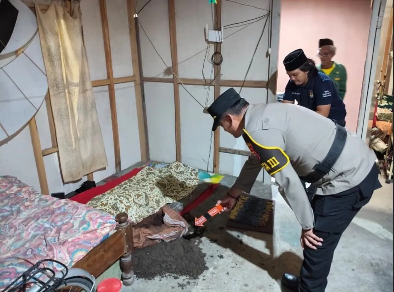 Ibu Rumah Tangga di Desa Ngunut Bunuh Diri