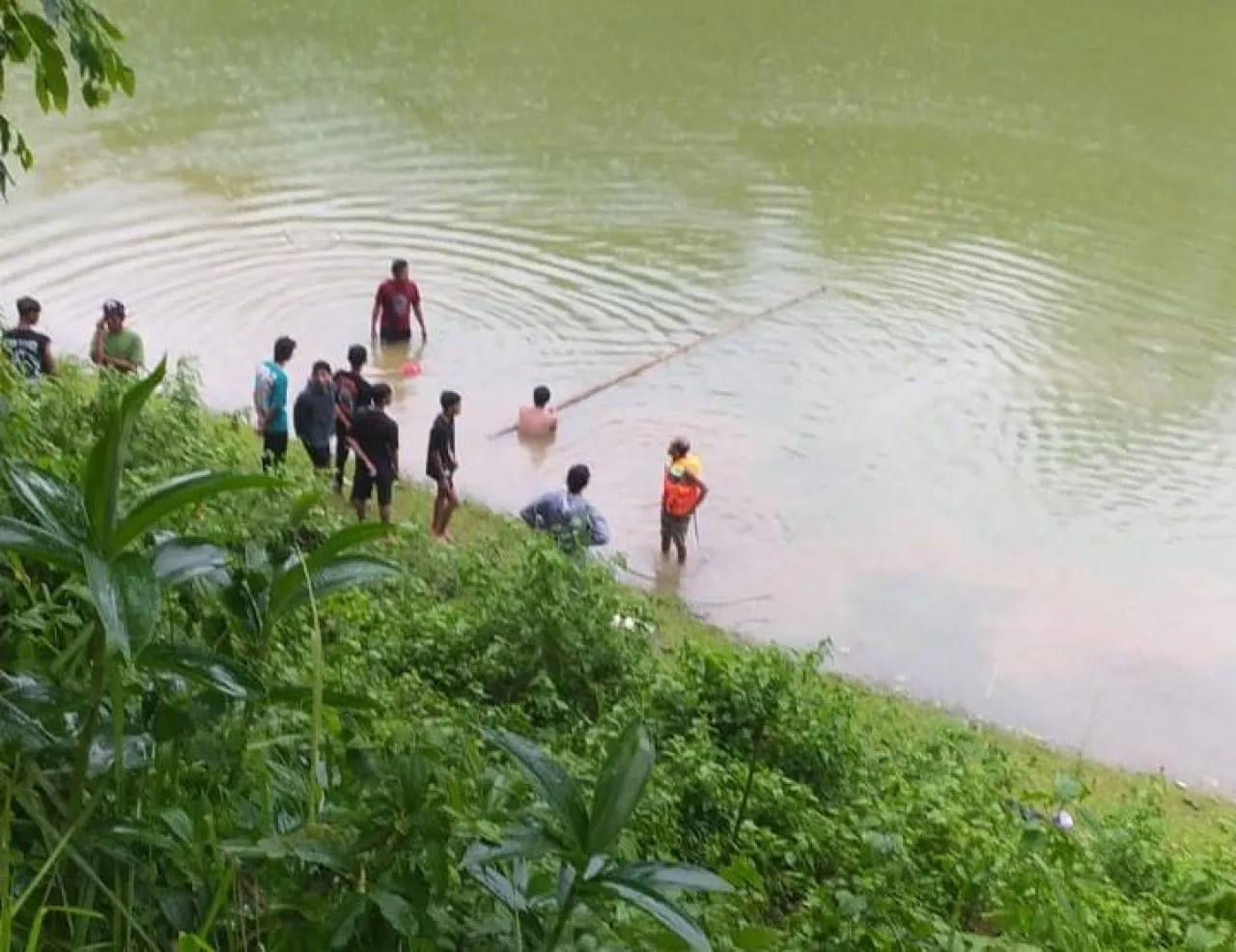 Remaja Tewas Tenggelam di Embung Duwetsewu Magetan Saat Cari Udang