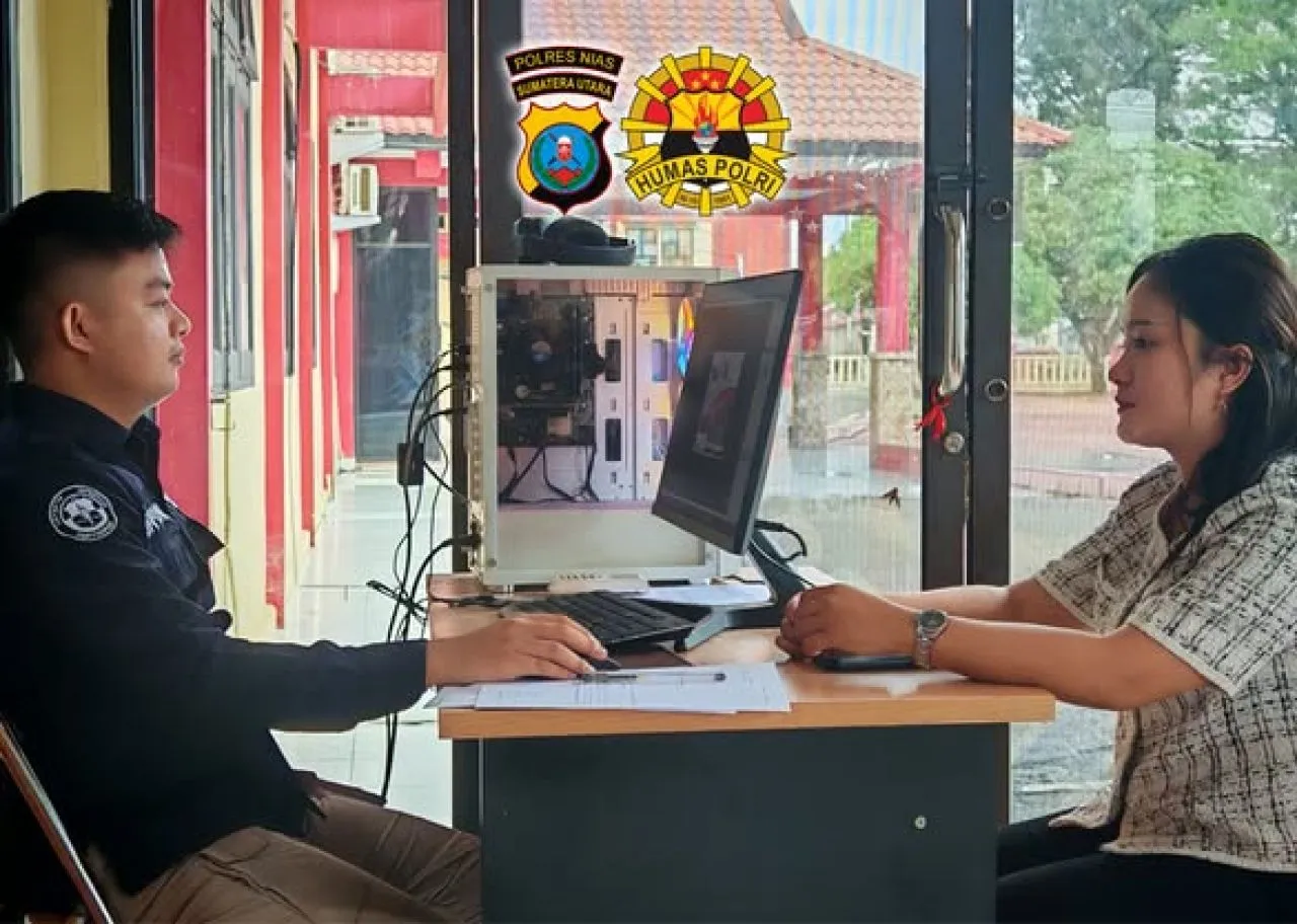 Terisna Zebua Laporkan Pemilik Akun Facebook Palsu ke Polres Nias