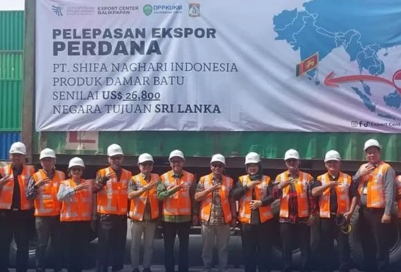 PT Shifa Naghari Indonesia Ekspor Damar Batu ke Sri Lanka