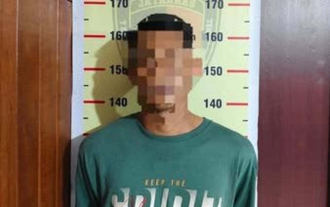 Seorang pria bernama RS