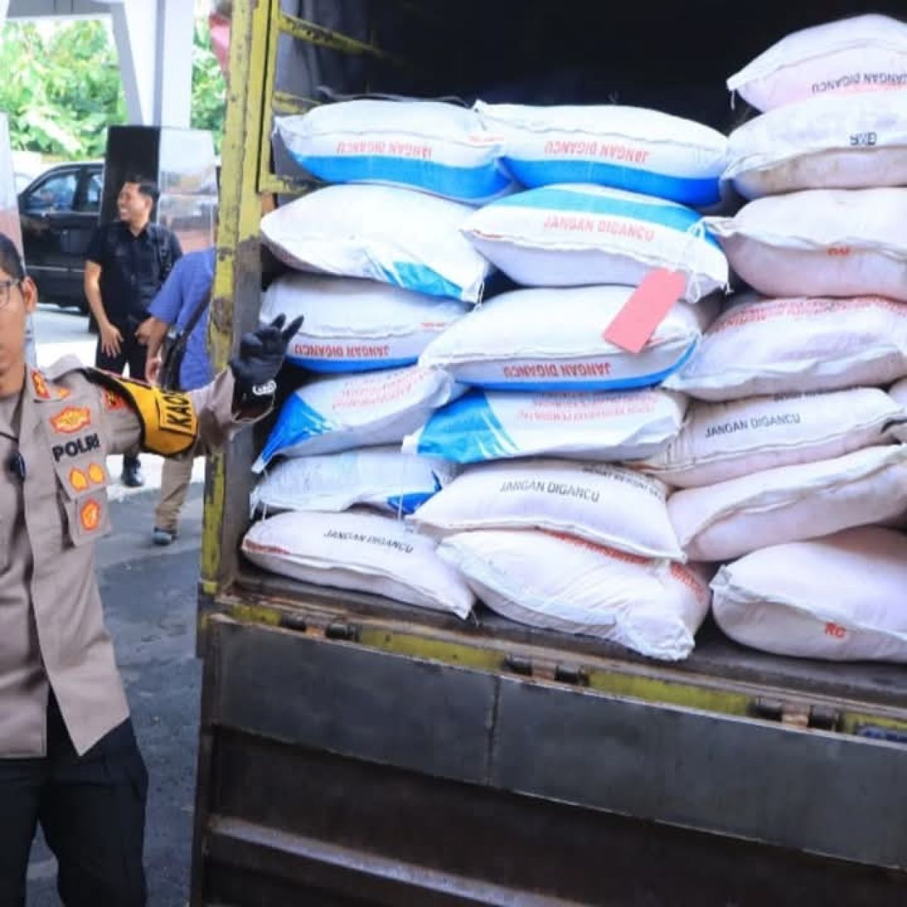 Pupuk bersubsidi yang jadi barang bukti di Polres Ngawi
