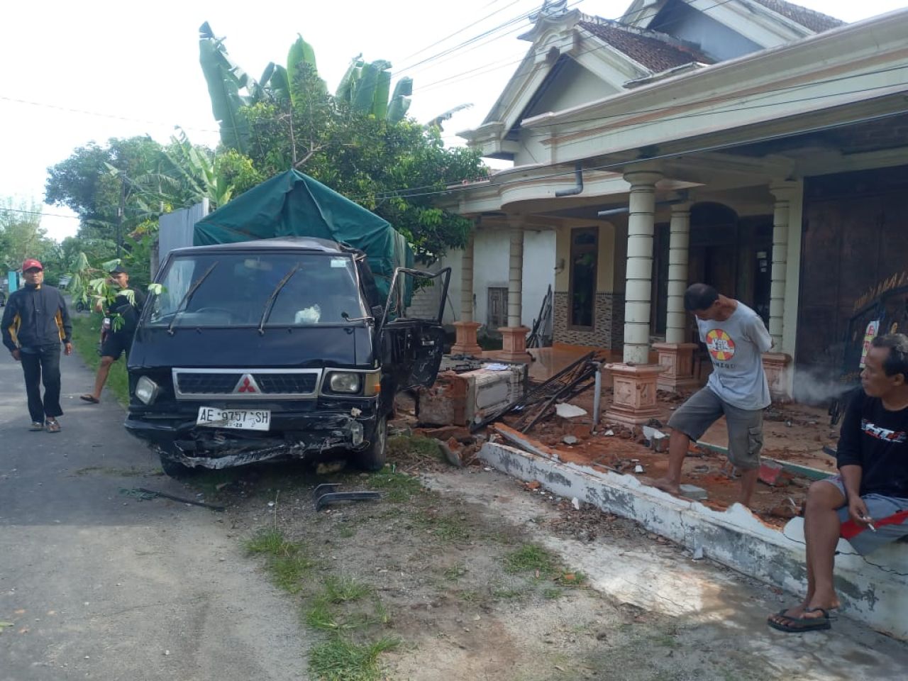 Kecelakaan tunggal terjadi di Desa Krandegan