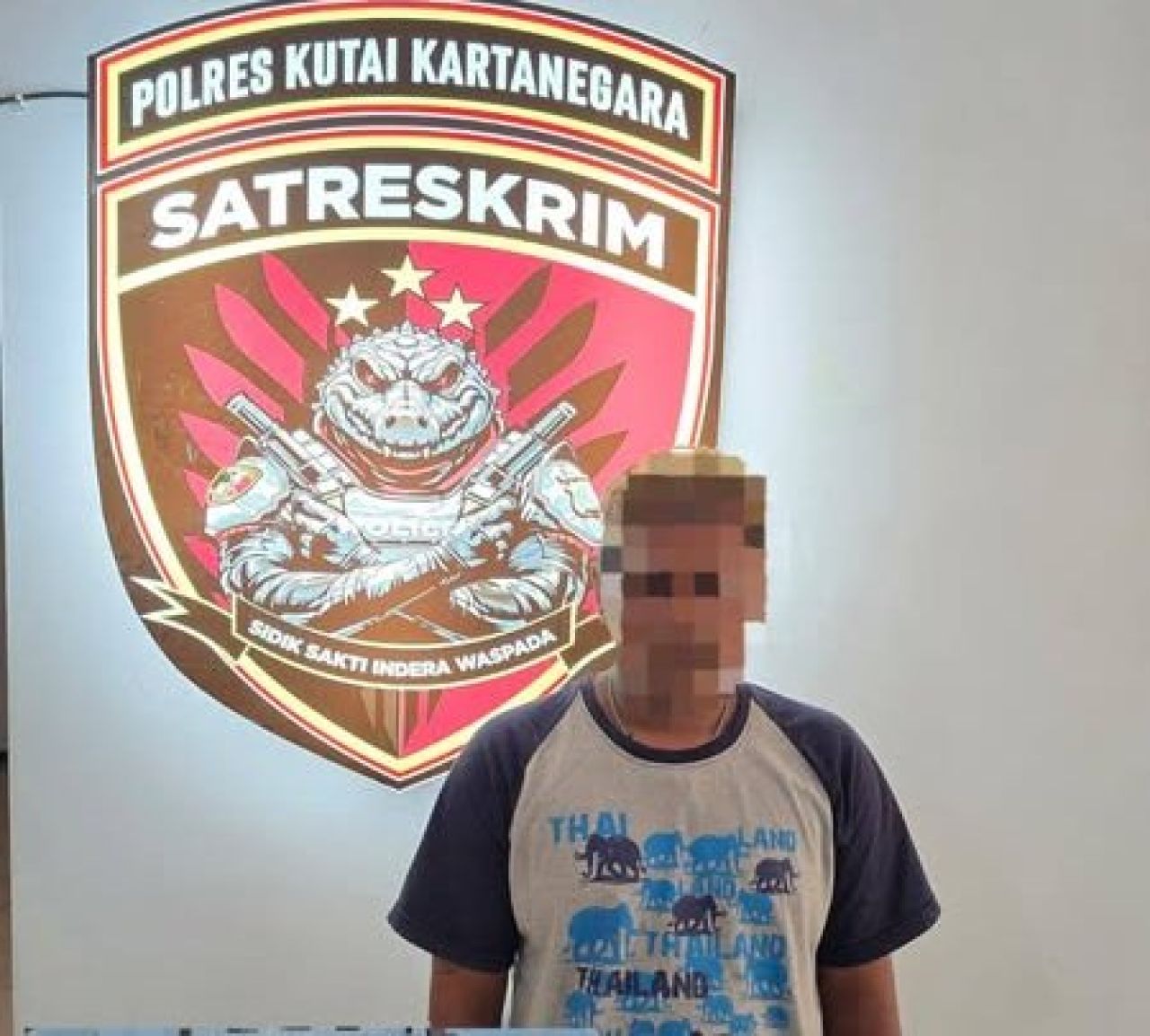 Pelaku pria berinsial REP
