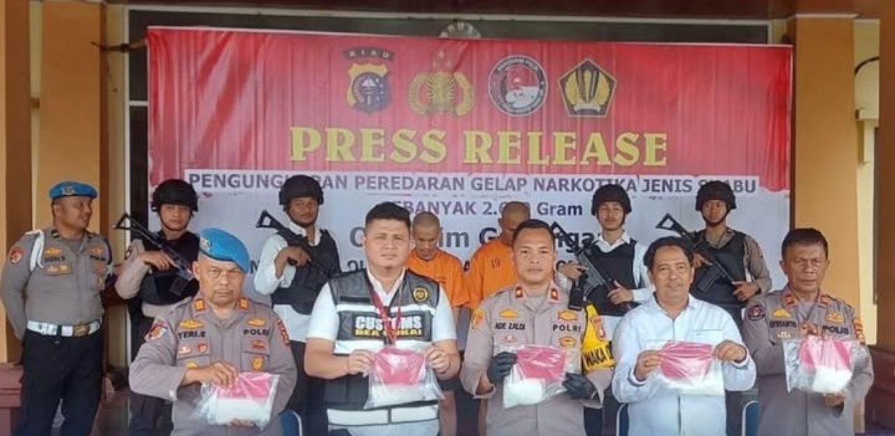 Konpers penyelundupan narkotika jenis sabu-sabu