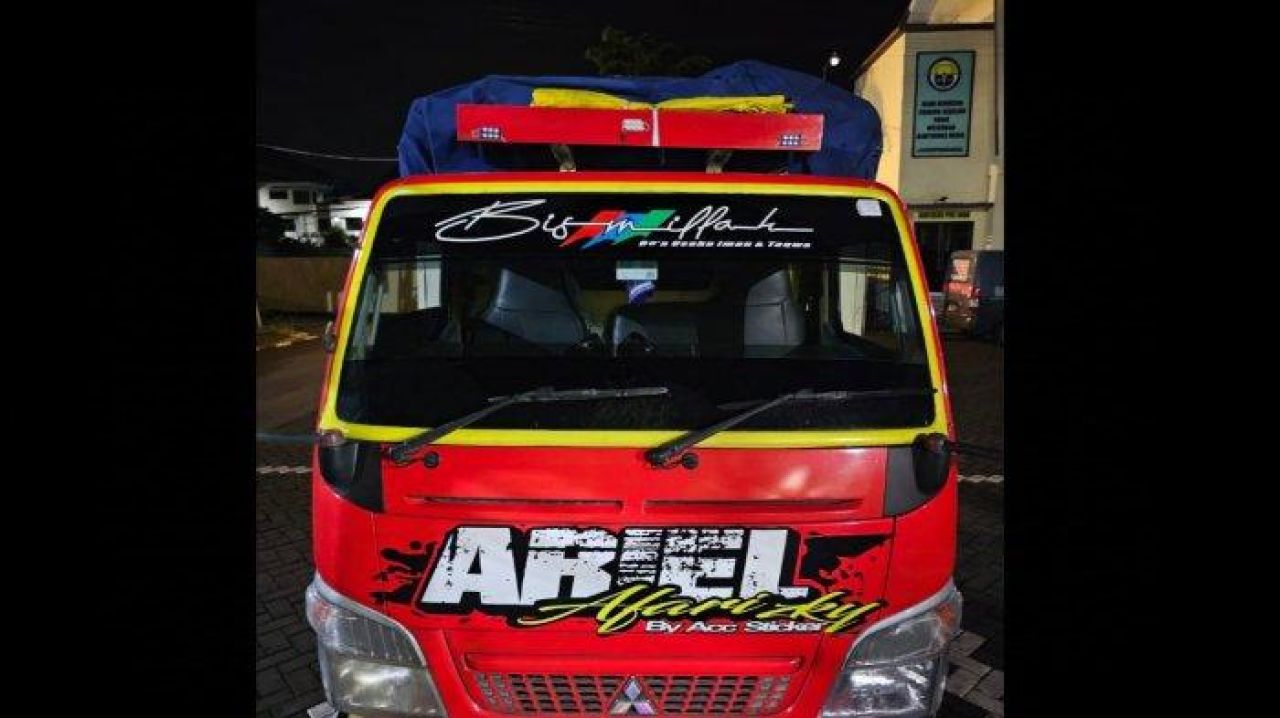 Truk pengangkut pupuk subsidi