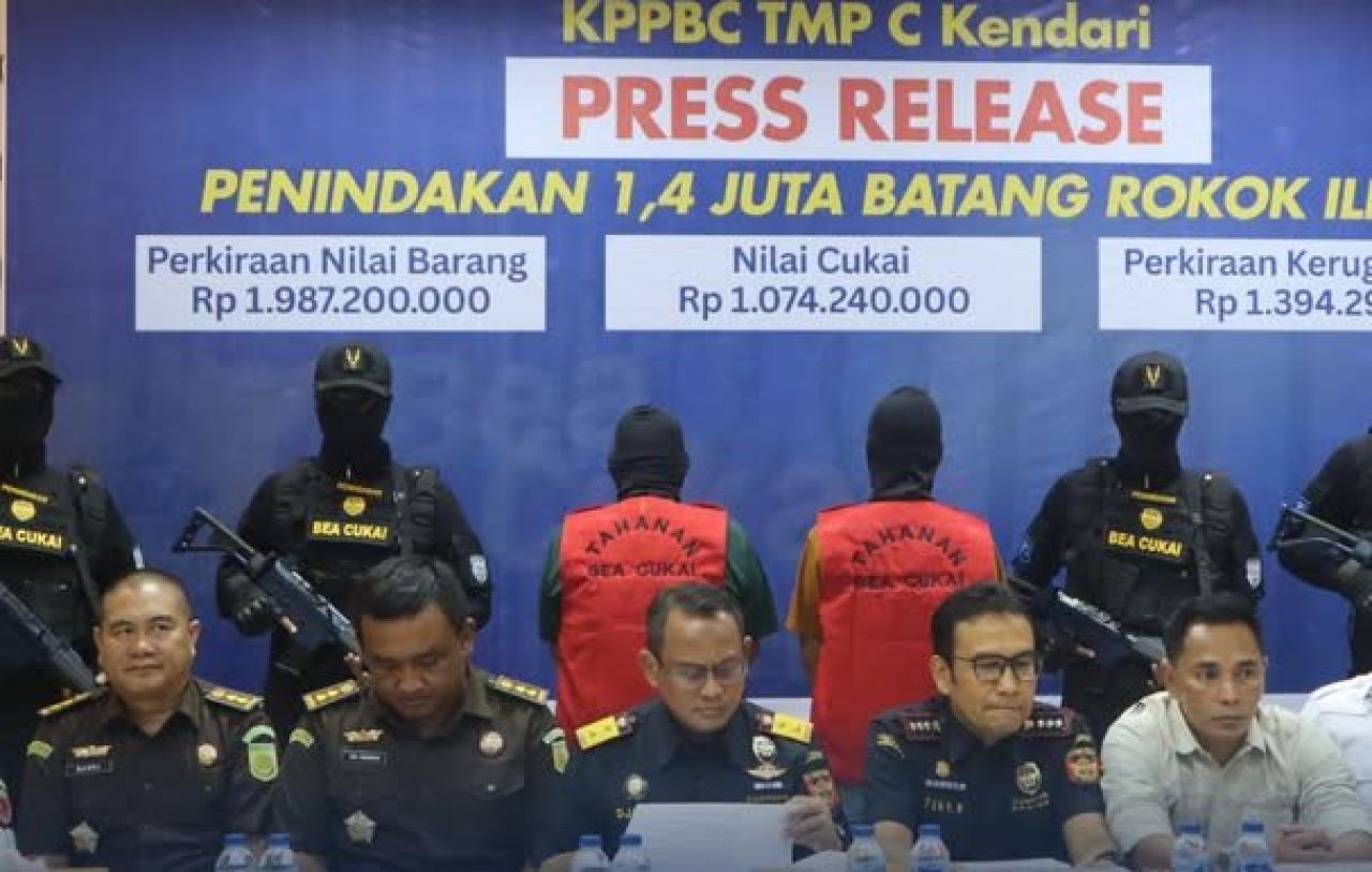 Konpers 1,4 juta batang rokok ilegal.