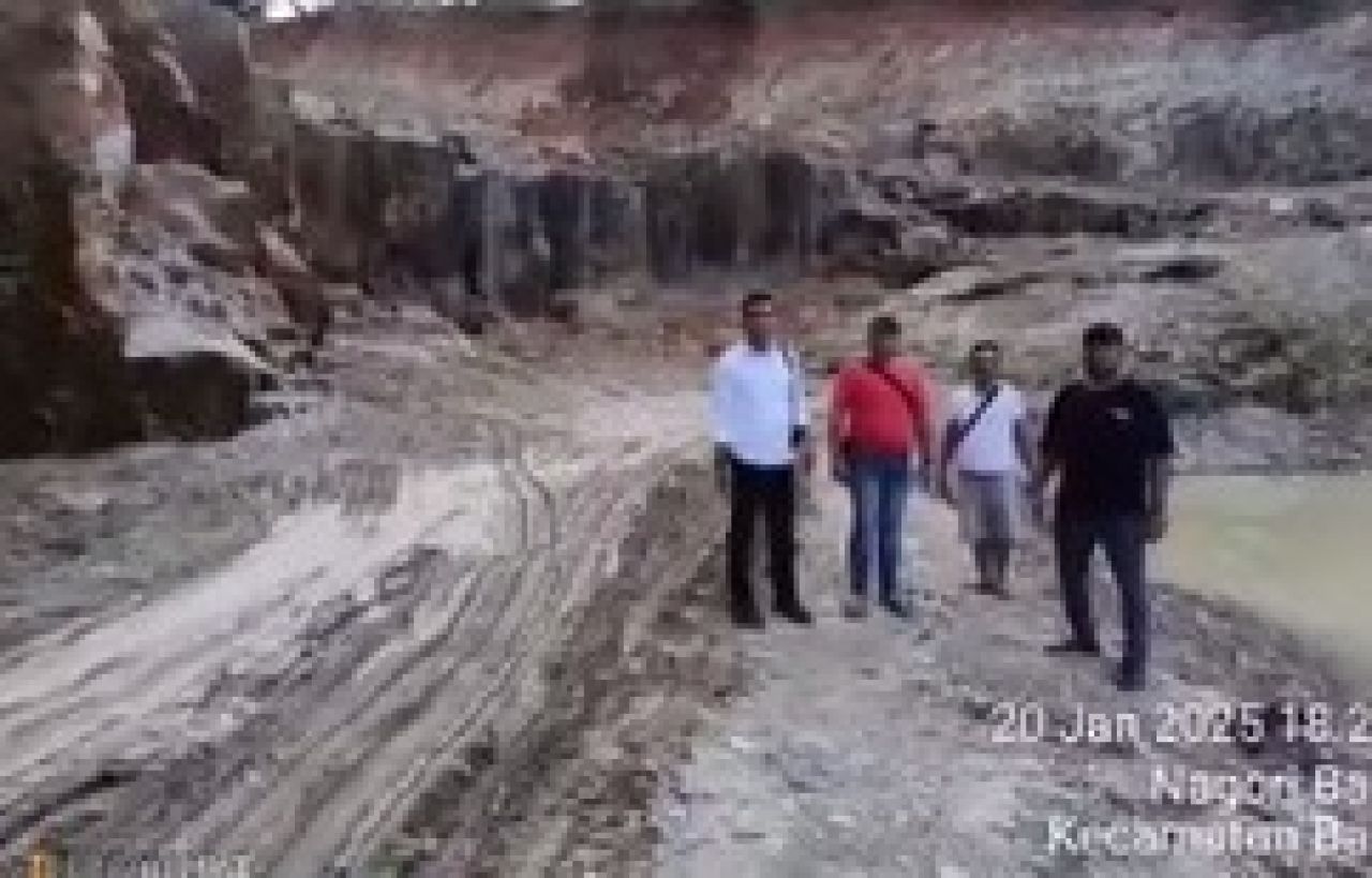 Tim Satreskrim Polres Simalungun mendatangi lokasi tambang