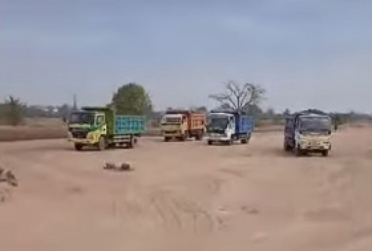 Tambang ilegal di Waduk Desa Jogodalu
