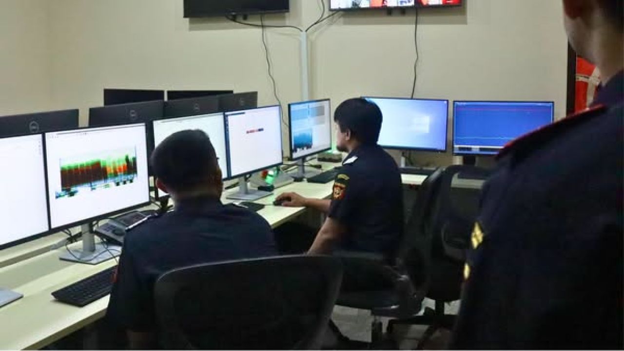 Commissioning Test Pemindai Kontainer