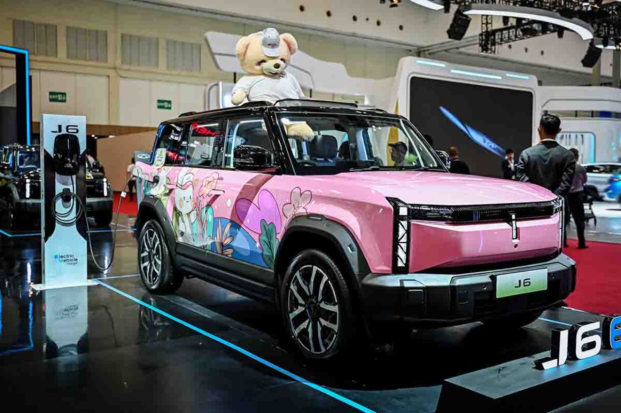 Line up EV & TIGGO 8 Sukses mendongkrak penjualan Chery Selama 2024