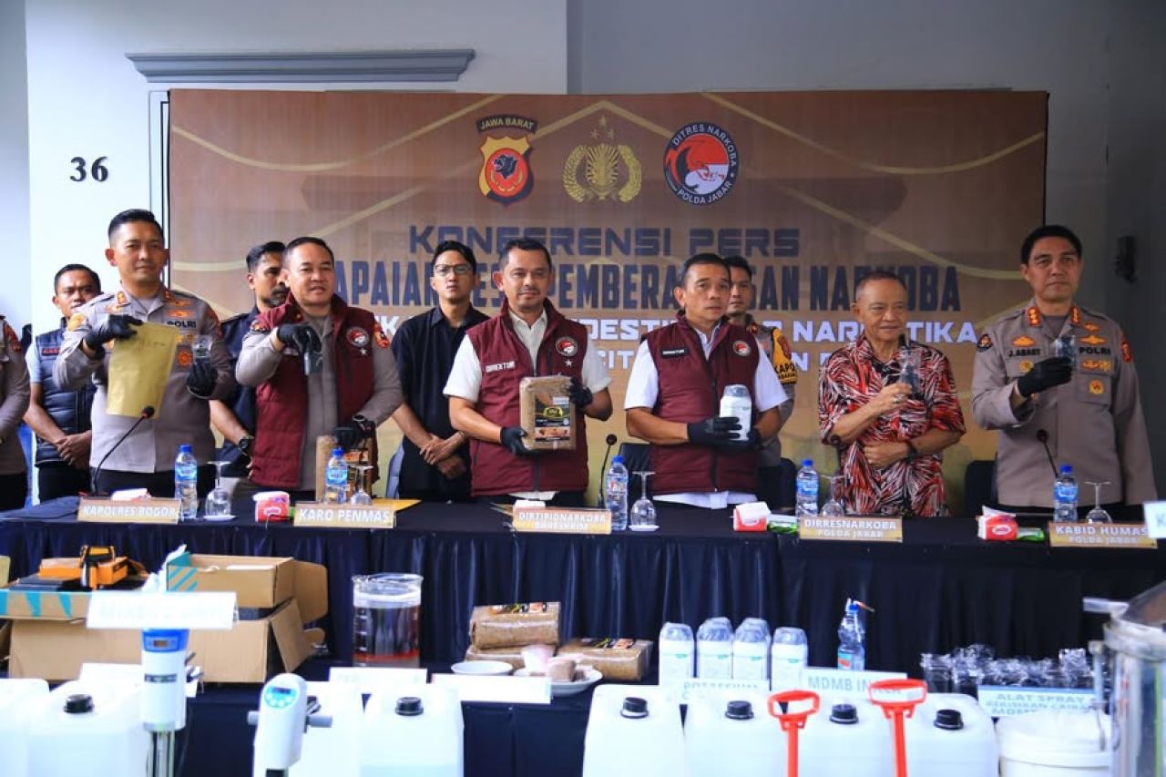 Konpers kasus Laboratorium Clandestine Narkoba