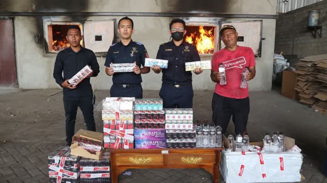 Pemusnahan terhadap barang bukti hasil penindakan eks kepabeanan dan cukai