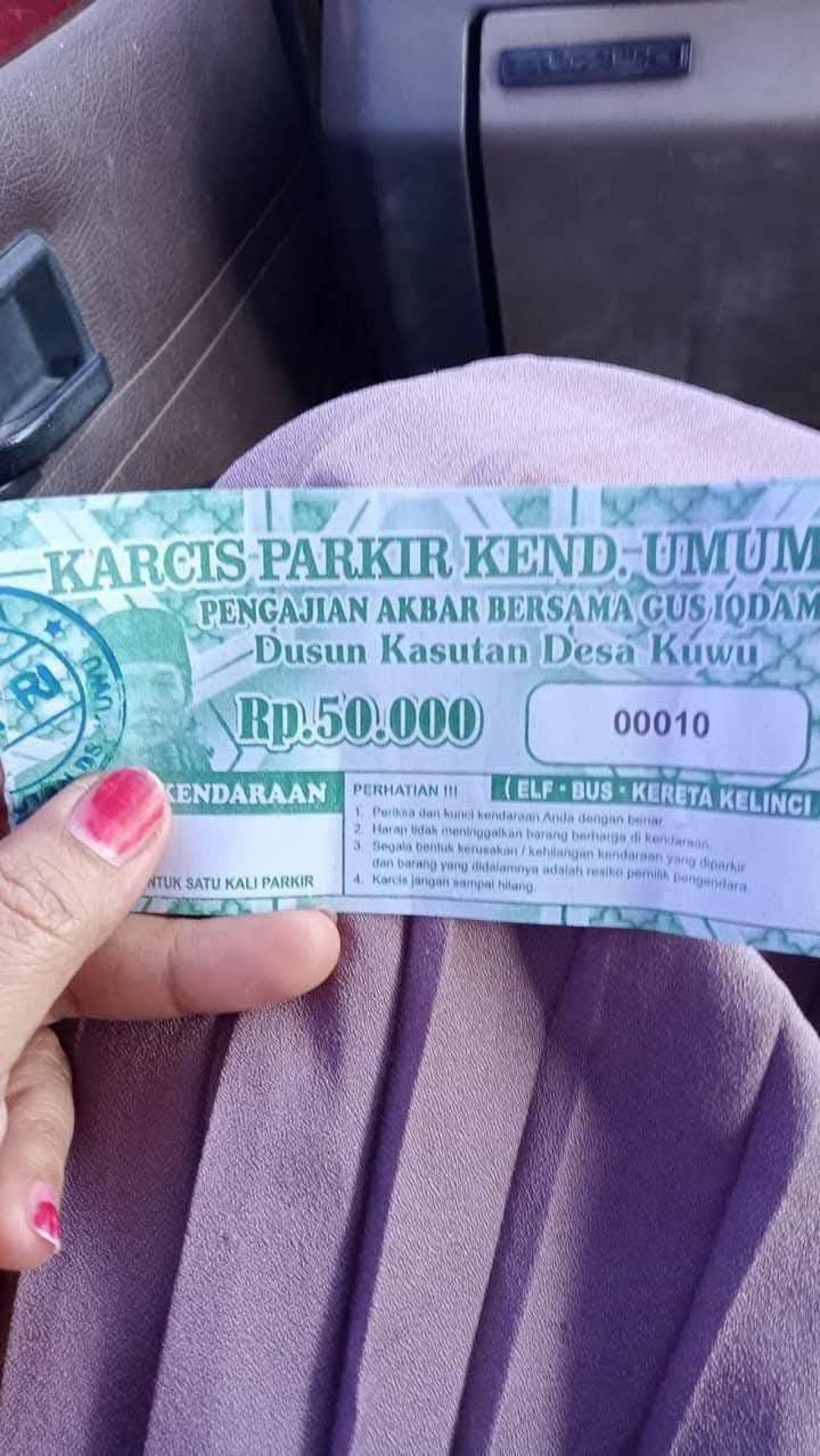 Karcis parkir pengajian Iqdam