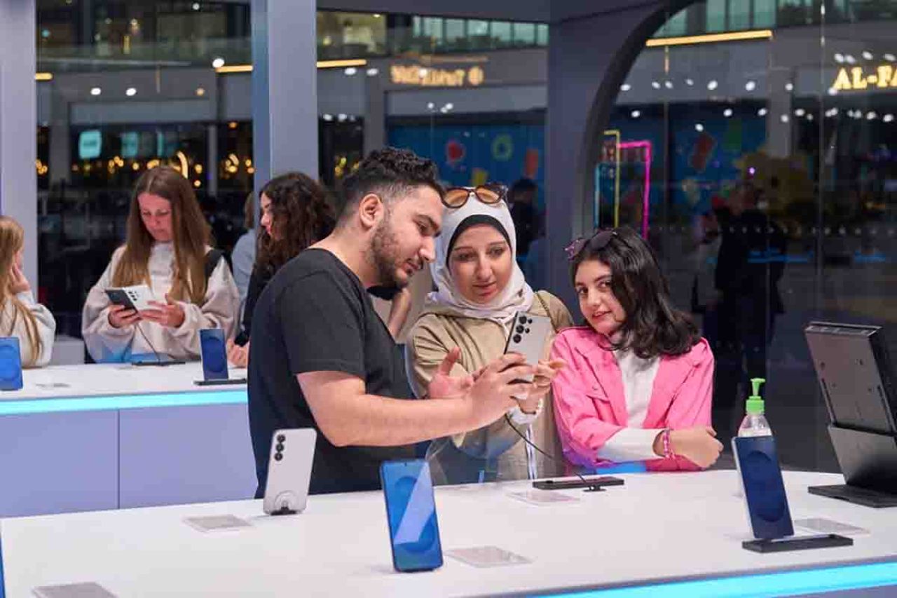 Dubai The Bay Festival City Mall, Galaxy Experience Space