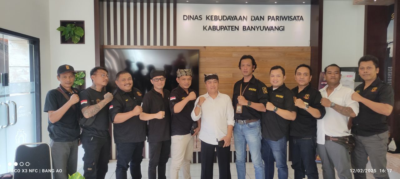 Ormas Balawangi datang di Kantor Disbudpar