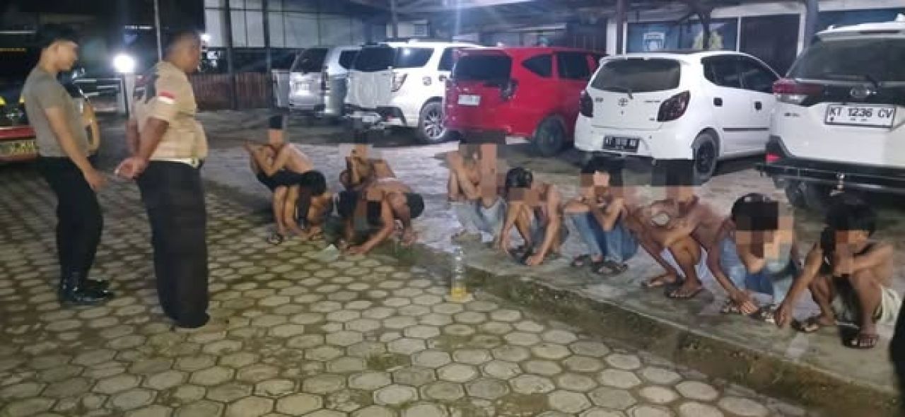 10 orang preman di Polsek Sebulu