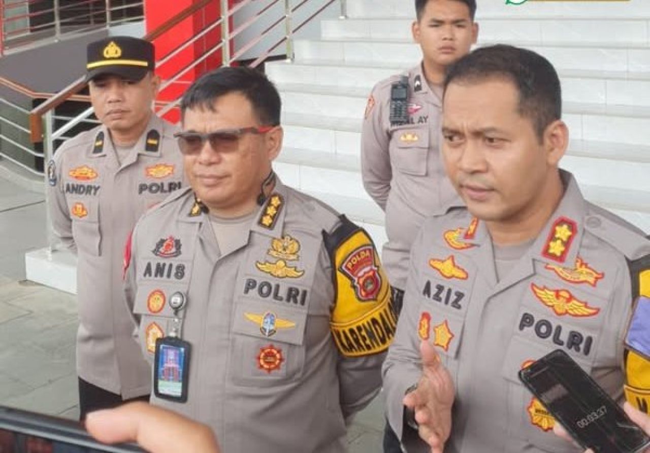 Kombes Pol Anis Prasetio Santoso didampingi Kapolres Empat Lawang, AKBP Abdul Aziz Septiadi