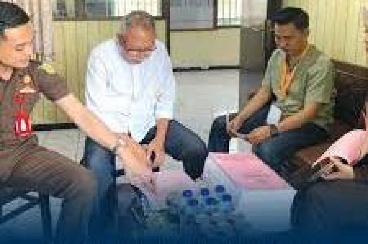 Badru Zyaman saat ditangkap Jaksa