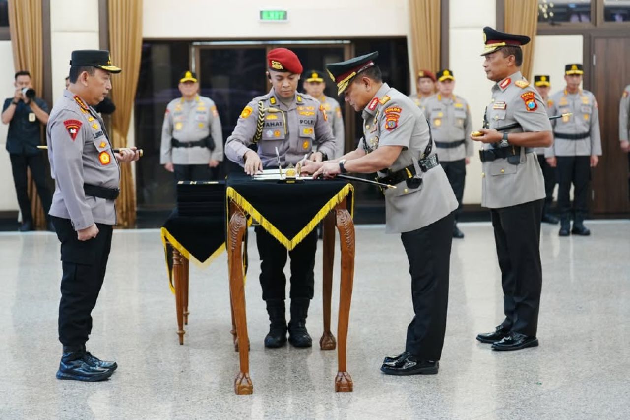 Upacara Serah Terima Jabatan (Sertijab) yang digelar di Mabes Polri