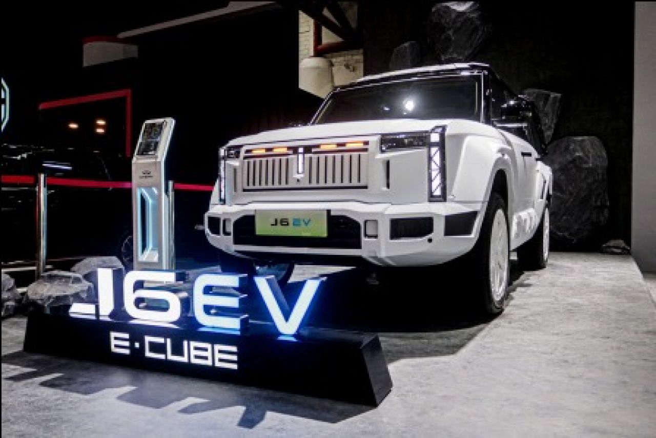 Chery J6 EV